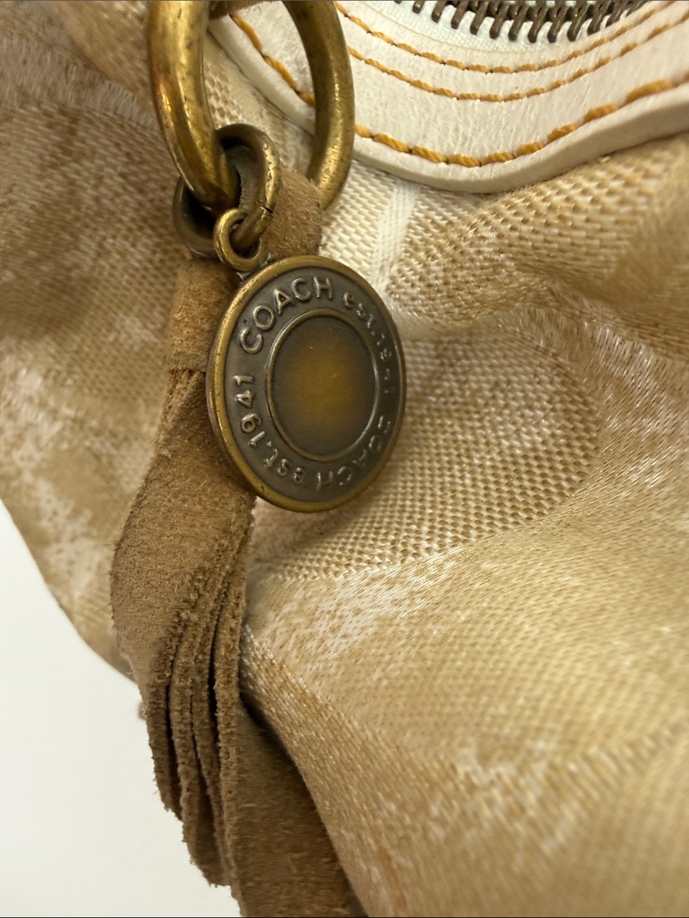 Vintage cream and tan Coach - Picture 7 of 17
